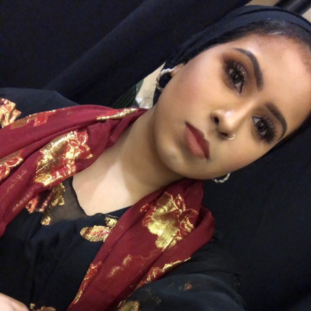 Meet your Posher, Anisa